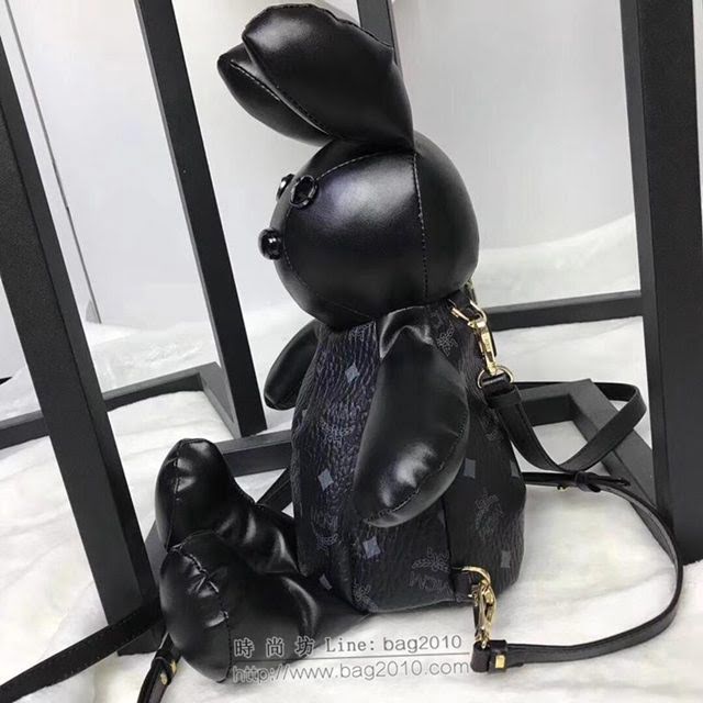 MCM雙肩背包 原單 2197 2018款 吉祥物小兔子 Visetos印花塗層帆布 MCM單肩斜挎女包  mdmc1067